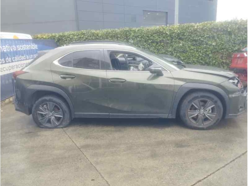 LEXUS UX (ZA10)