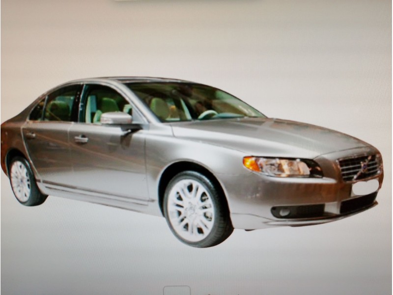 VOLVO S80 BERLINA