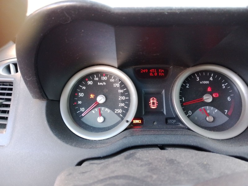 renault megane ii (bm0/1_, cm0/1_) del año 2004