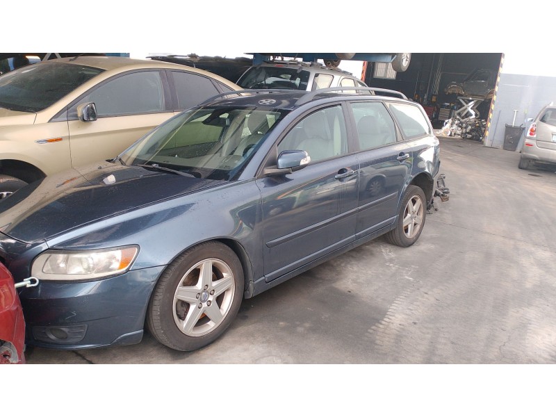 VOLVO V50 (545)