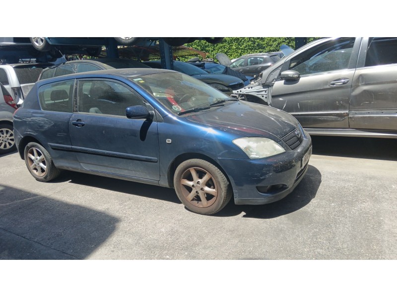 toyota corolla (_e12_) del año 2002