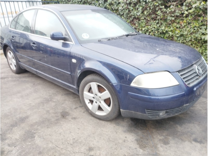VOLKSWAGEN PASSAT BERLINA (3B3)