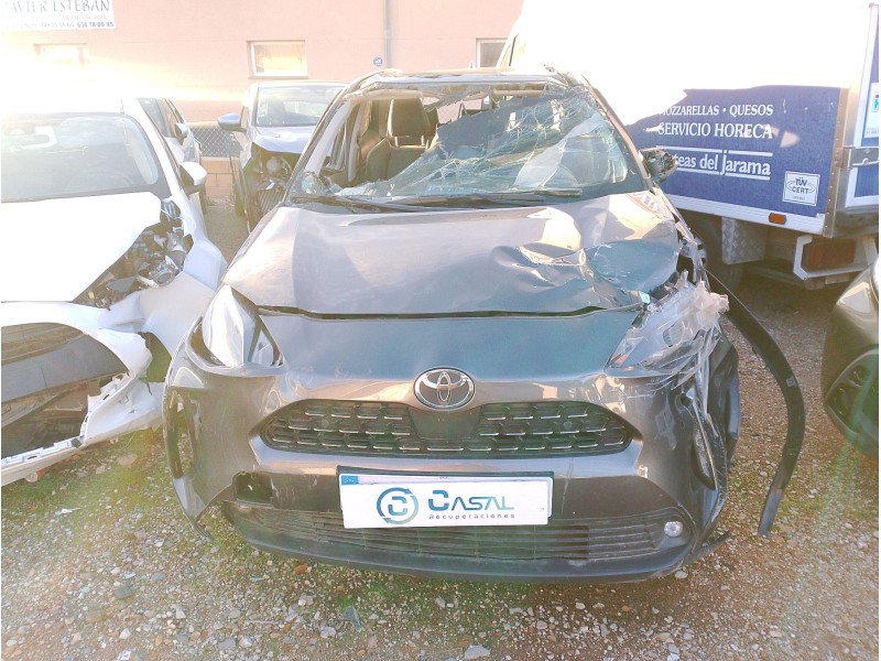 toyota yaris cross (mxp_) del año 2025