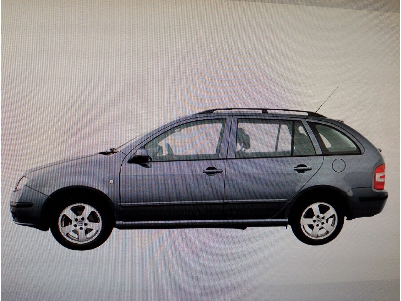 SKODA FABIA FAMILIAR (6Y5)