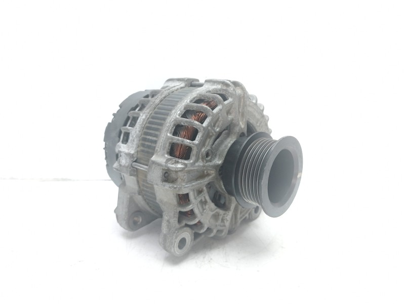Recambio de alternador para volvo v70 familiar 2.4 diesel cat referencia OEM IAM 36050268  