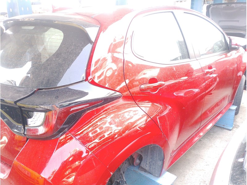 toyota yaris del año 2024