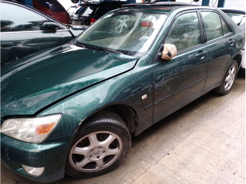 lexus is200 (gxe10) del año 2001