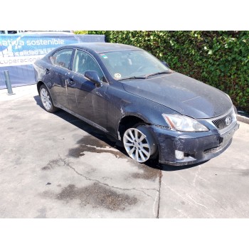 LEXUS IS200 (DS2/IS2) de desguace