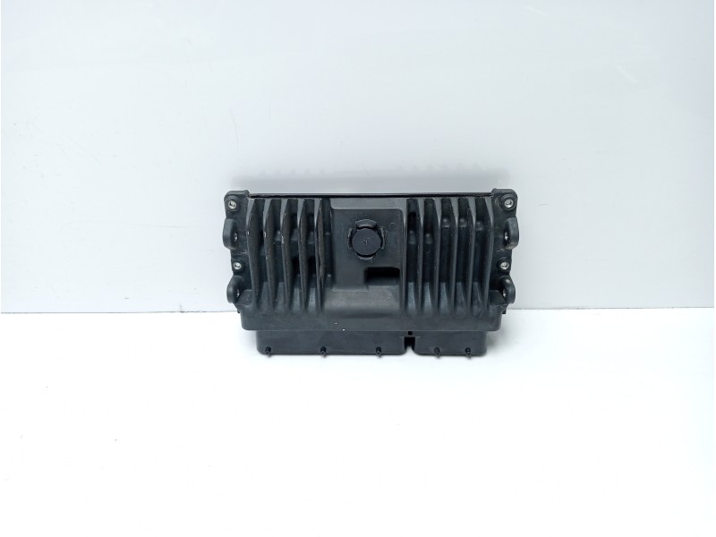 Recambio de centralita motor uce para toyota yaris 1.5 16v cat referencia OEM IAM 89661K0082 MB2830002150 
