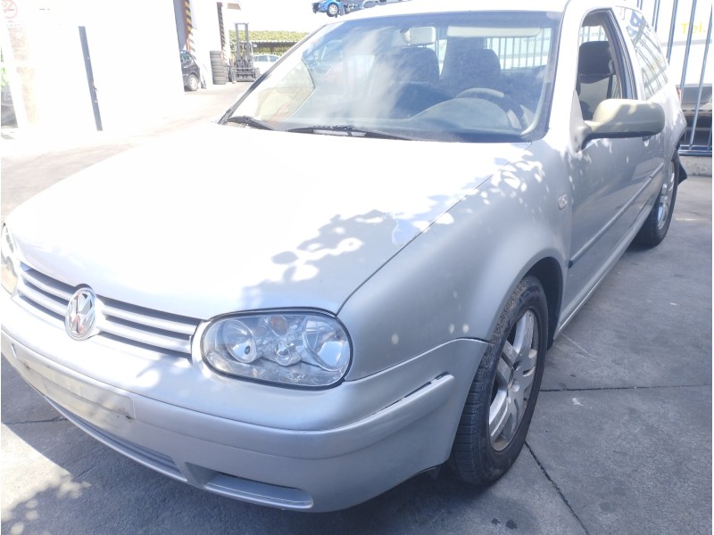 VOLKSWAGEN GOLF IV BERLINA (1J1)