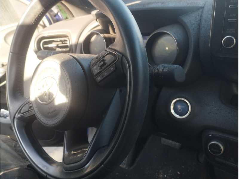 Recambio de columna direccion para toyota yaris 1.5 16v cat referencia OEM IAM 4520A0D580  