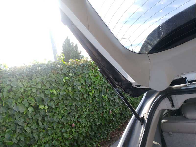 Recambio de amortiguadores maletero / porton para lexus rx (_l1_) 450h awd (gyl15_) referencia OEM IAM 689600E030  