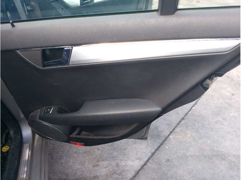 Recambio de elevalunas trasero derecho para mercedes-benz clase c (w204) c 220 cdi (204.008) referencia OEM IAM 2127301879  