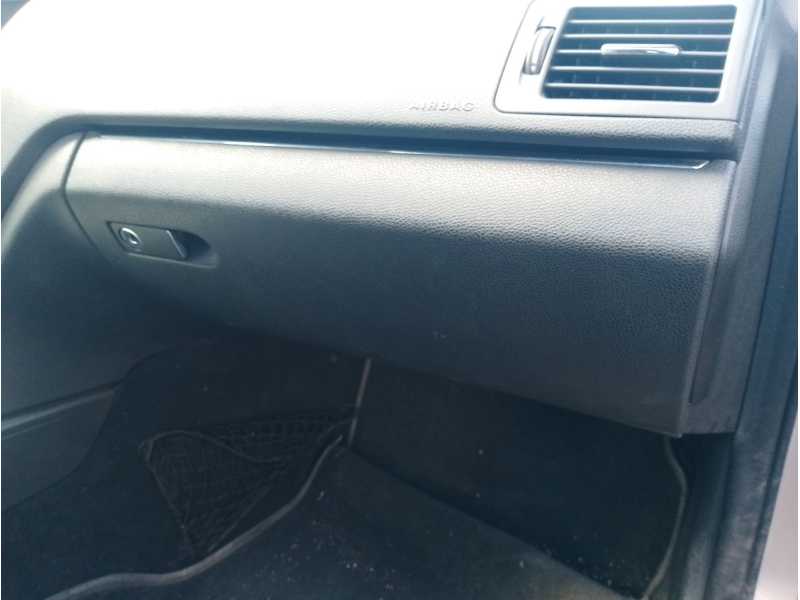 Recambio de guantera para mercedes-benz clase c (w204) c 220 cdi (204.008) referencia OEM IAM   