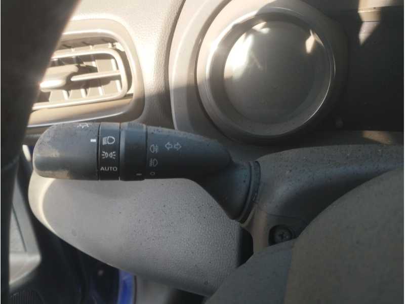 Recambio de mando intermitentes para toyota yaris 1.5 16v cat referencia OEM IAM   