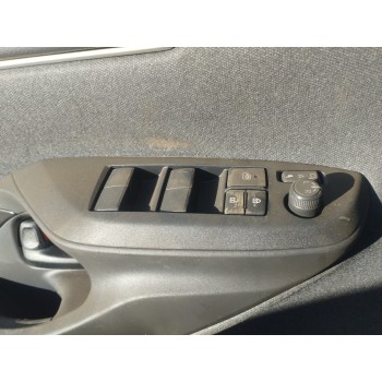 MANDO ELEVALUNAS DELANTERO IZQUIERDO 840400D020 