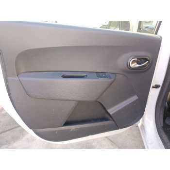 GUARNECIDO PUERTA TRASERA IZQUIERDA 829A11534R 