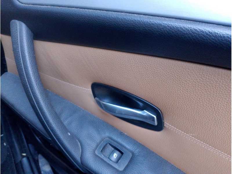 Recambio de cerradura puerta trasera derecha para bmw 5 (e60) 530 xd referencia OEM IAM 51225A36E32  