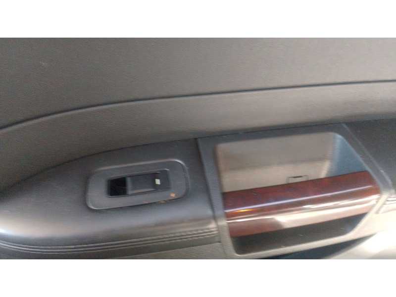 Recambio de mando elevalunas trasero derecho para chrysler 300c touring (lx, le) 3.0 crd referencia OEM IAM 04602743AA  