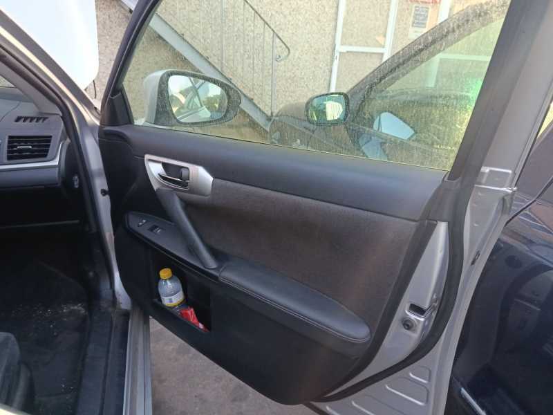 Recambio de guarnecido puerta delantera derecha para lexus ct (zwa10_) 200h (zwa10_) referencia OEM IAM 6761076010C7  