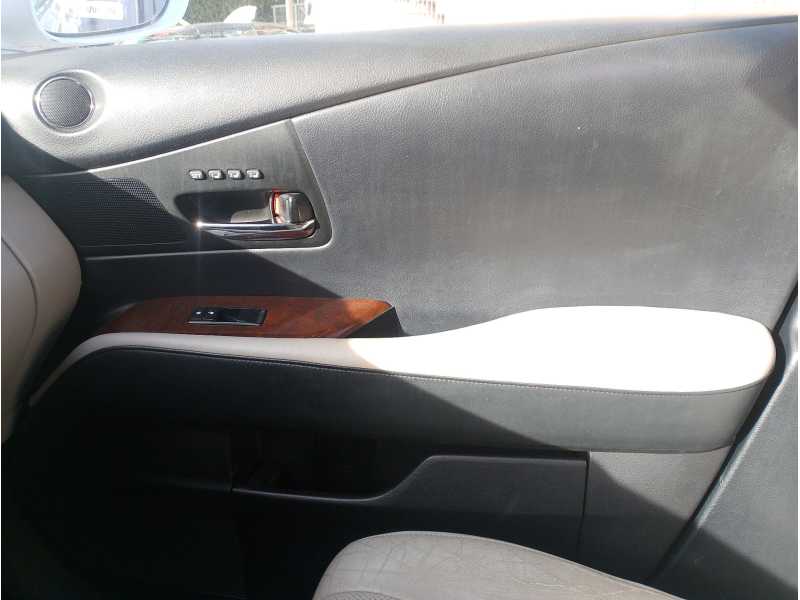 Recambio de guarnecido puerta delantera derecha para lexus rx (_l1_) 450h awd (gyl15_) referencia OEM IAM 6761048810C3  