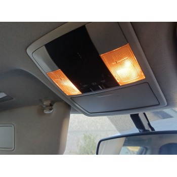 LUZ INTERIOR 8126076030B0 