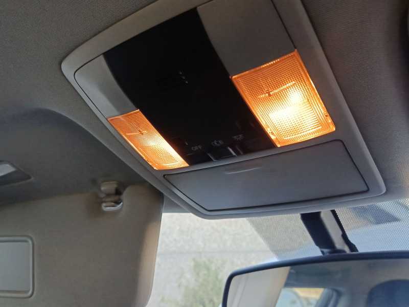 Recambio de luz interior para lexus ct (zwa10_) 200h (zwa10_) referencia OEM IAM 8126076030B0  