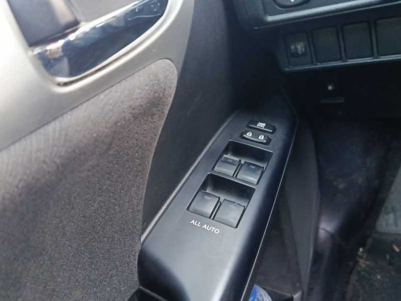 Recambio de mando elevalunas delantero izquierdo para lexus ct (zwa10_) 200h (zwa10_) referencia OEM IAM 8404033100  