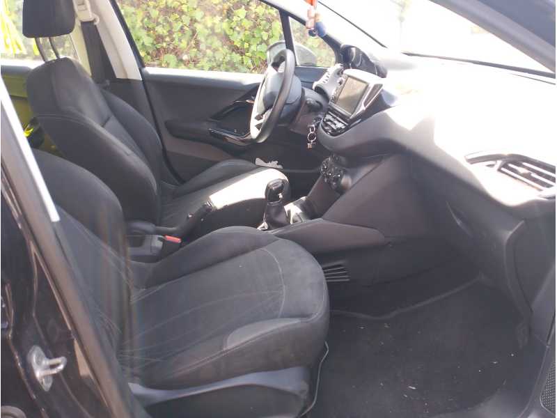 Recambio de asiento delantero derecho para peugeot 208 1.2 16v vti referencia OEM IAM   
