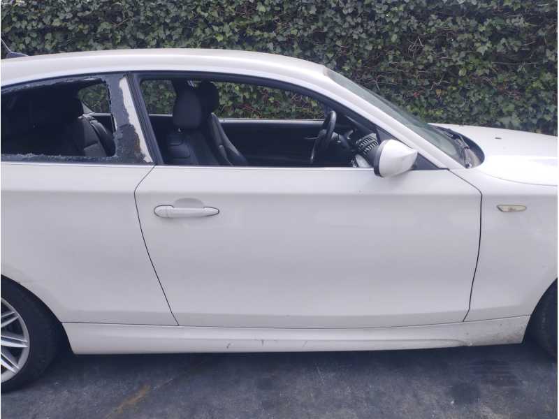 Recambio de puerta delantera derecha para bmw serie 1 berlina (e81/e87) 123d referencia OEM IAM   