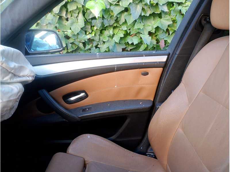 Recambio de guarnecido puerta delantera derecha para bmw 5 (e60) 530 xd referencia OEM IAM 51417233430  