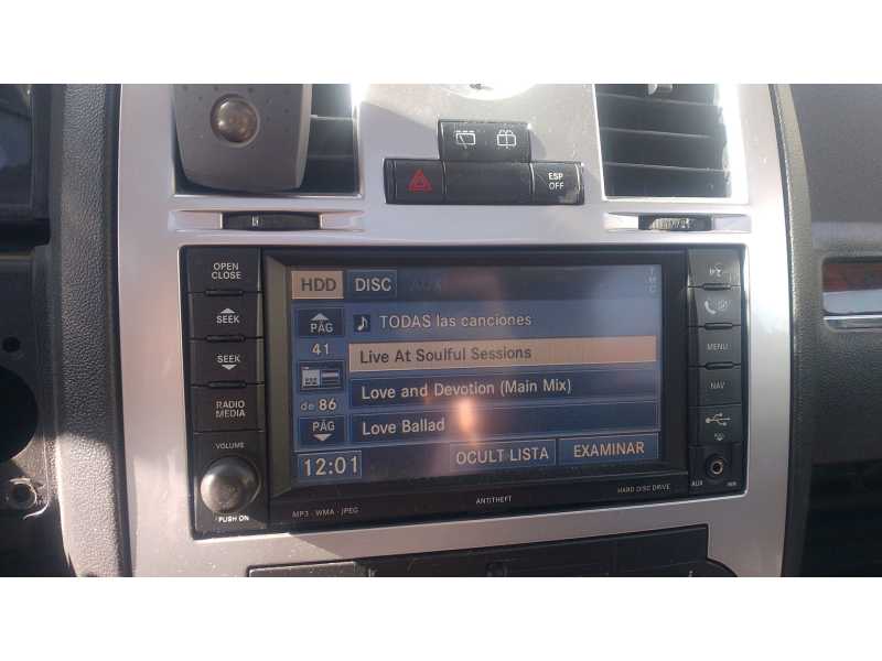 Recambio de pantalla multifuncion para chrysler 300c touring (lx, le) 3.0 crd referencia OEM IAM P05091508AH  