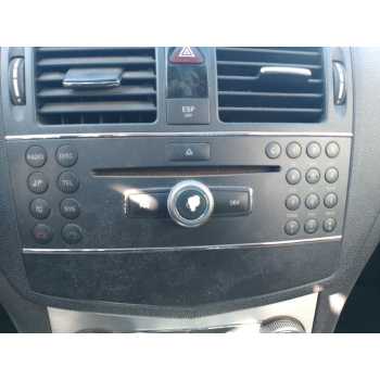 SISTEMA AUDIO / RADIO CD 