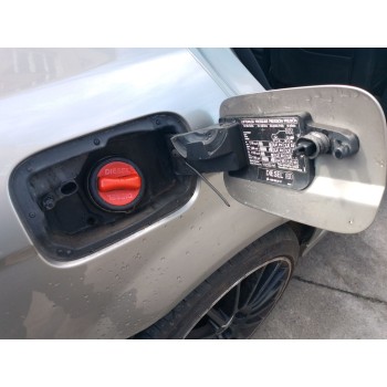 TAPA EXTERIOR COMBUSTIBLE 