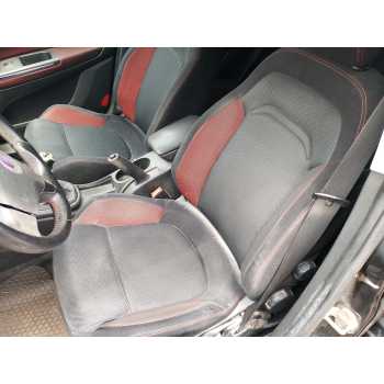 ASIENTO DELANTERO IZQUIERDO 