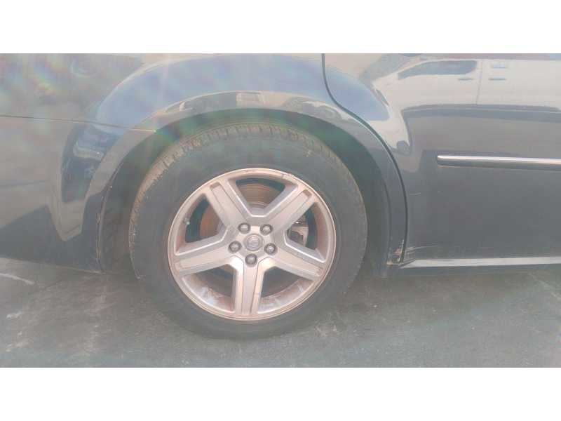 Recambio de paso de rueda trasero derecho para chrysler 300c touring (lx, le) 3.0 crd referencia OEM IAM 05065220AC  