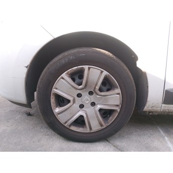 PASO DE RUEDA DELANTERO IZQUIERDO 638411852R 