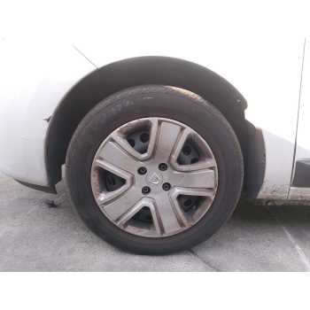 PASO DE RUEDA DELANTERO IZQUIERDO 638411852R 