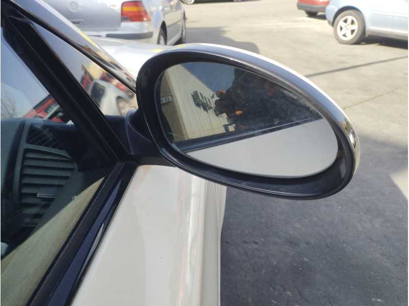 Recambio de retrovisor derecho para bmw serie 1 berlina (e81/e87) 116d referencia OEM IAM   