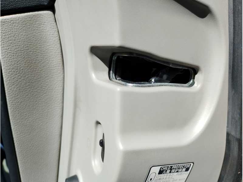 Recambio de cerradura puerta trasera derecha para lexus is200 (ds2/is2) 2.2 d-cat referencia OEM IAM   