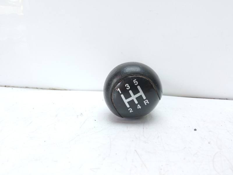 Recambio de palanca cambio para ford fiesta berl./express 1.4 cat referencia OEM IAM 002323501  