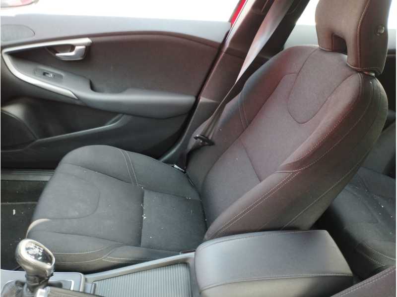 Recambio de asiento delantero derecho para volvo v40 kinetic referencia OEM IAM   
