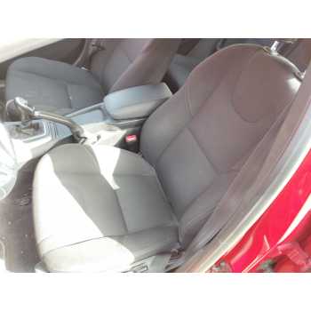 ASIENTO DELANTERO IZQUIERDO 