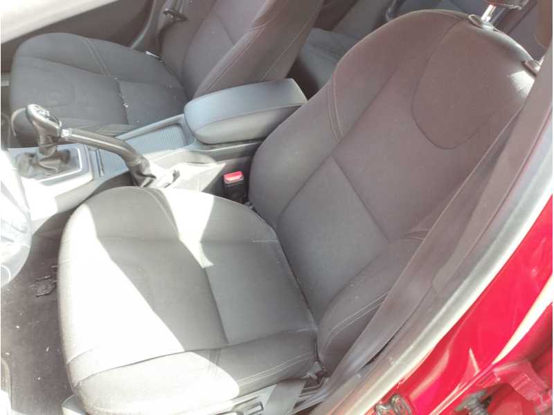 Recambio de asiento delantero izquierdo para volvo v40 kinetic referencia OEM IAM   