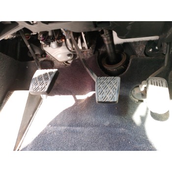 PEDAL EMBRAGUE 