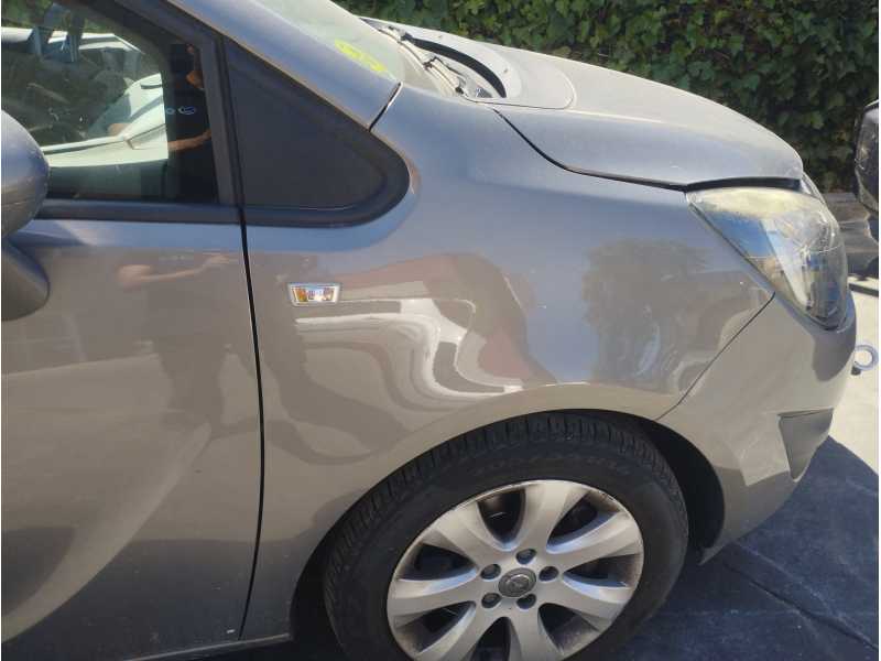 Recambio de aleta delantera derecha para opel meriva b 1.7 16v cdti referencia OEM IAM   