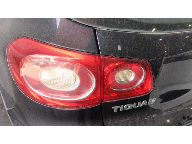 Recambio de piloto trasero izquierdo interior para volkswagen tiguan (5n_) 2.0 tdi 4motion referencia OEM IAM 5N0945093B  