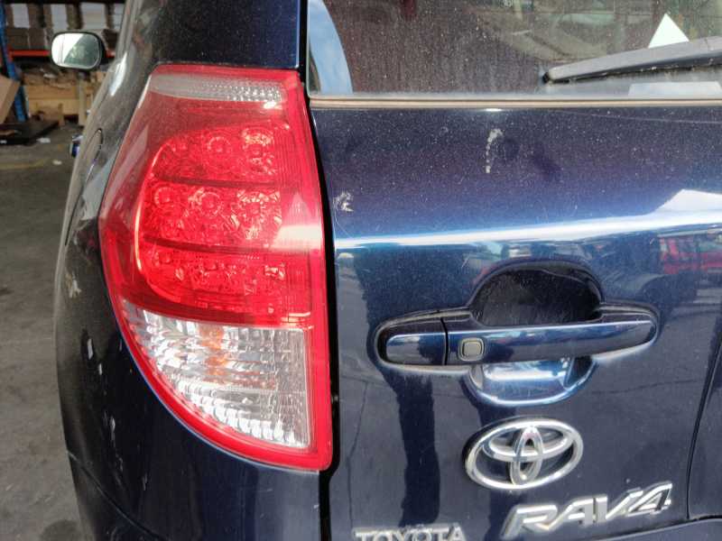 Recambio de piloto trasero izquierdo para toyota rav 4 iii (_a3_) 2.2 d 4wd (ala30_) referencia OEM IAM 8156142090  