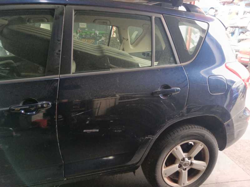 Recambio de puerta trasera izquierda para toyota rav 4 iii (_a3_) 2.2 d 4wd (ala30_) referencia OEM IAM 6700442120  