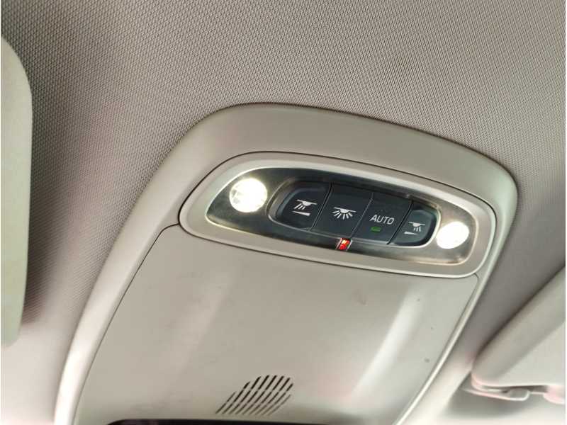 Recambio de luz interior para volvo v40 kinetic referencia OEM IAM   